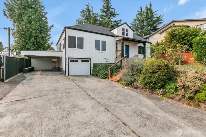 Property photo for 8739 S 113th Street, Seattle photo 5