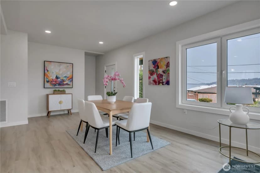 Property photo for 8739 S 113th Street, Seattle photo 15