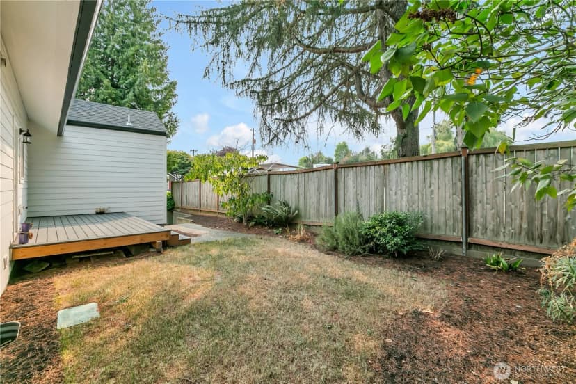 Property photo for 8739 S 113th Street, Seattle photo 33