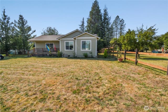 Property photo for 415 1st Street, Sultan photo 4