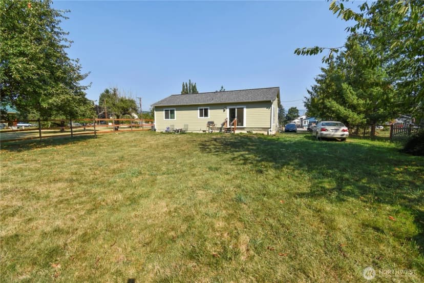 Property photo for 415 1st Street, Sultan photo 37