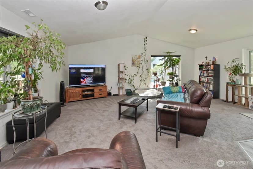Property photo for 415 1st Street, Sultan photo 12