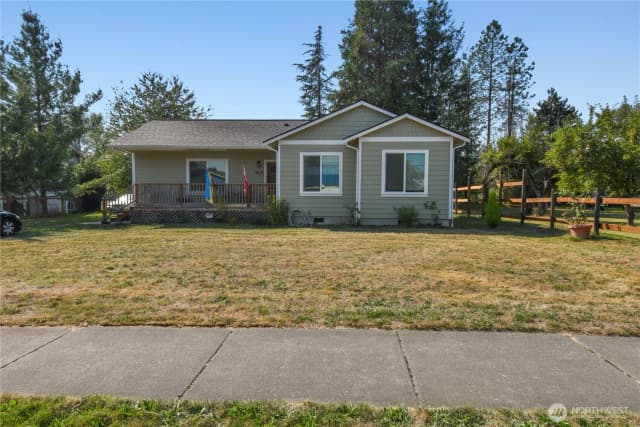 Property photo for 415 1st Street, Sultan photo 2