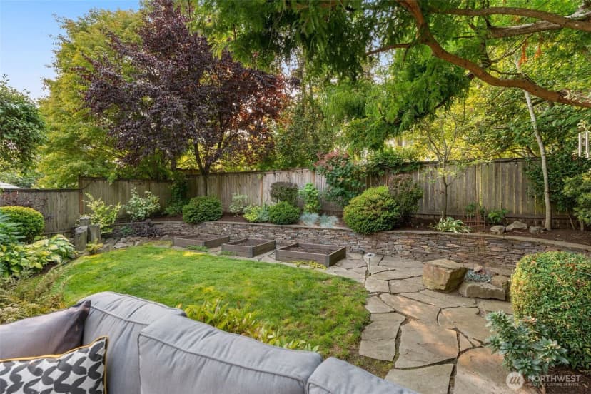 Property photo for 3211 37th Avenue Sw, Seattle photo 27