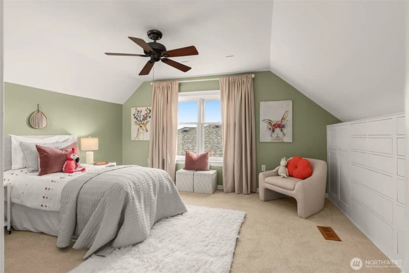 Property photo for 3211 37th Avenue Sw, Seattle photo 20