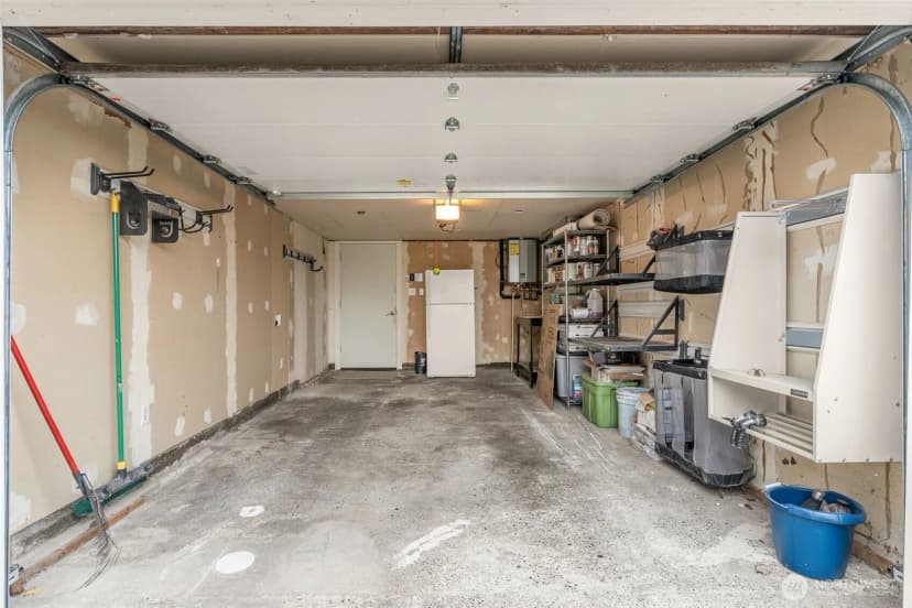 Property photo for 3211 37th Avenue Sw, Seattle photo 25