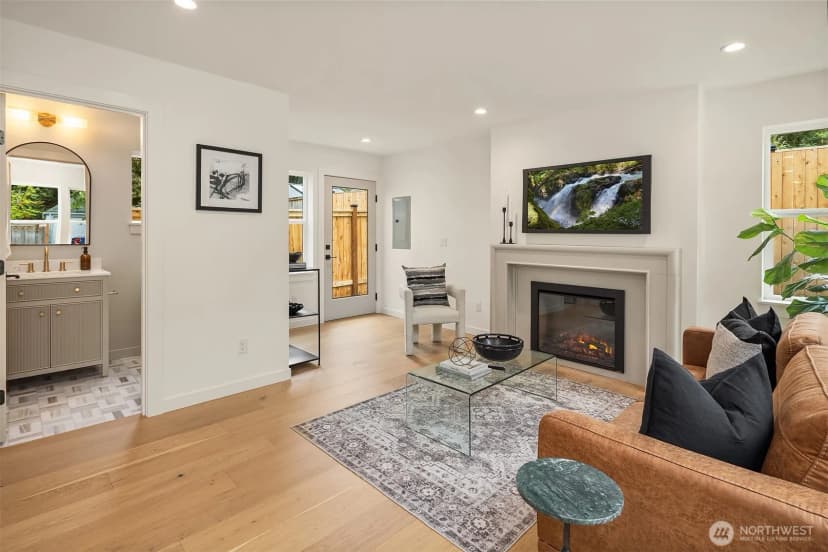 Property photo for 8710 30th Avenue Ne, Seattle photo 11