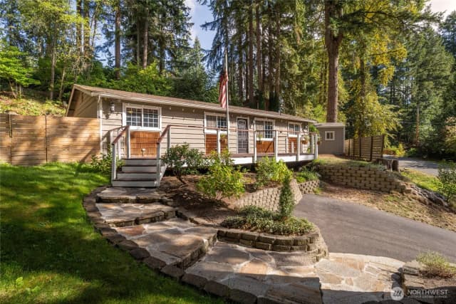 Property photo for 15717 180th Place Ne, Woodinville