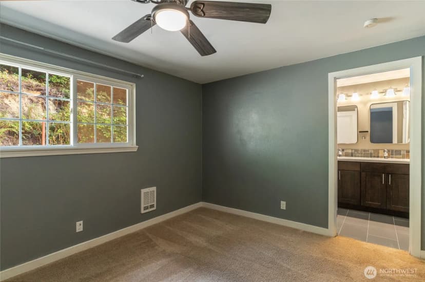 Property photo for 15717 180th Place Ne, Woodinville photo 23