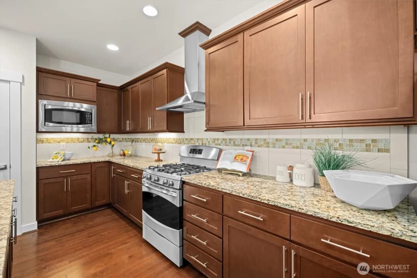 Property photo for 1576 14th Place Ne, Issaquah photo 18