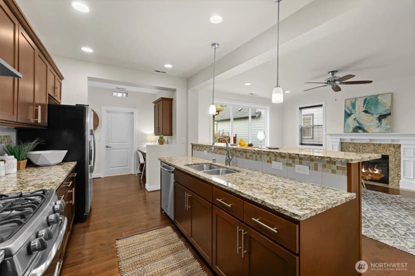 Property photo for 1576 14th Place Ne, Issaquah photo 19
