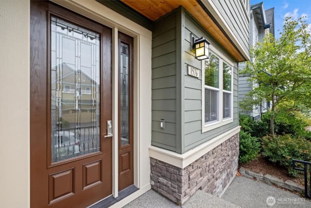 Property photo for 1576 14th Place Ne, Issaquah photo 5