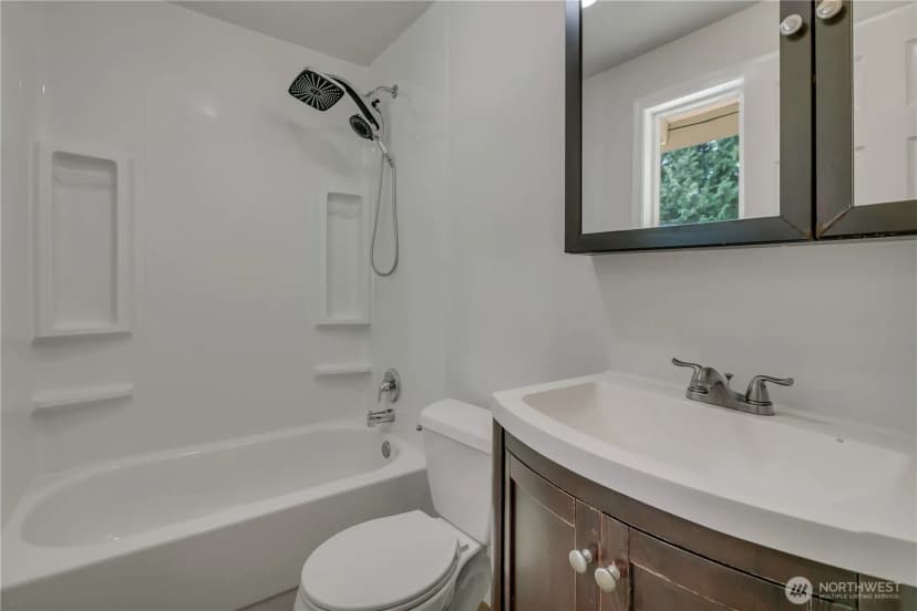 Property photo for 836 Hilltop Avenue, Kent photo 13