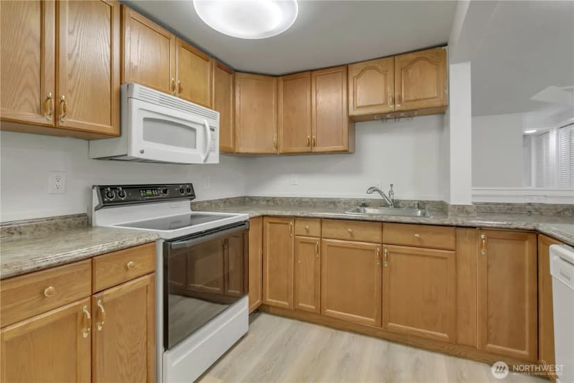 Property photo for 836 Hilltop Avenue, Kent photo 20
