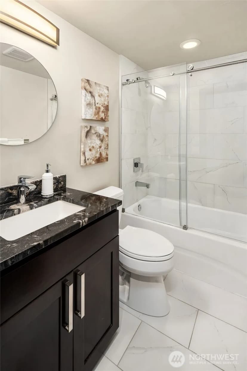 Property photo for 8004 Ne 28th Street, Hunts Point photo 19