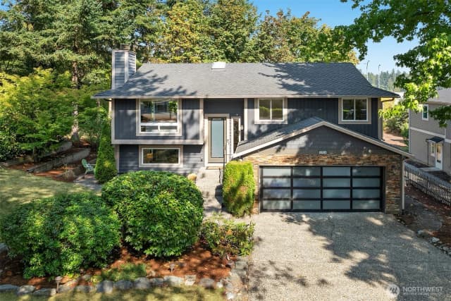 Property photo for 8004 Ne 28th Street, Hunts Point