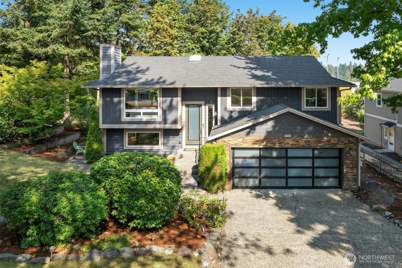 Property photo for 8004 Ne 28th Street, Hunts Point