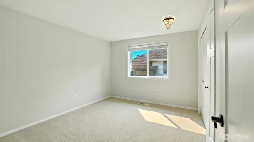 Property photo for 18131 132nd Place Se, Renton photo 24