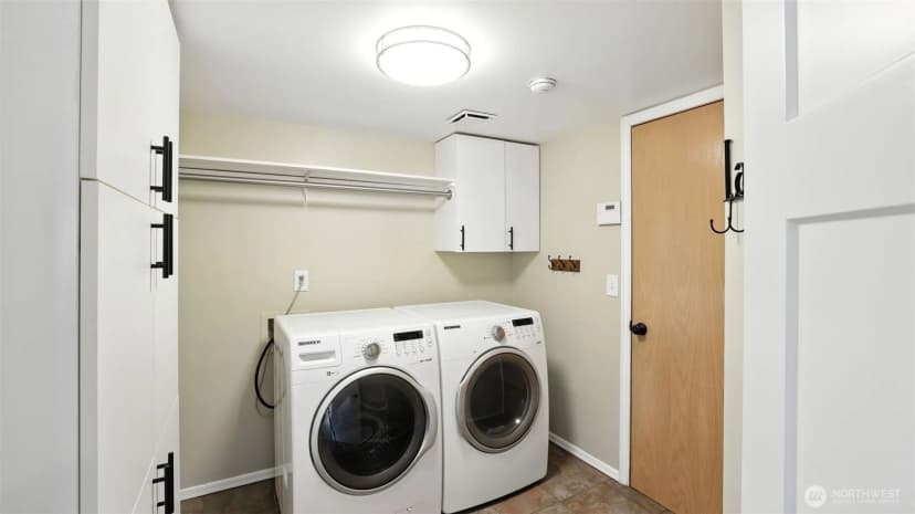 Property photo for 18131 132nd Place Se, Renton photo 13