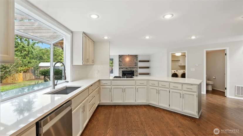 Property photo for 18131 132nd Place Se, Renton photo 17