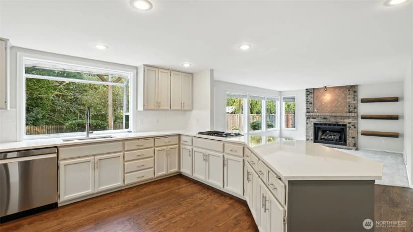 Property photo for 18131 132nd Place Se, Renton photo 16