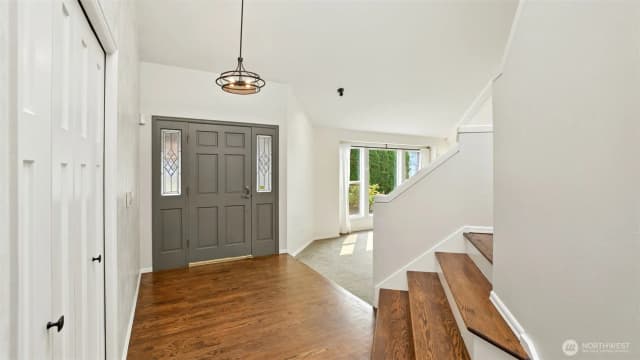 Property photo for 18131 132nd Place Se, Renton photo 3