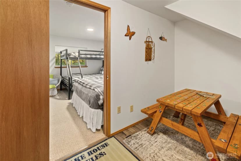 Property photo for 181 Beechwood Lane, Ronald photo 16