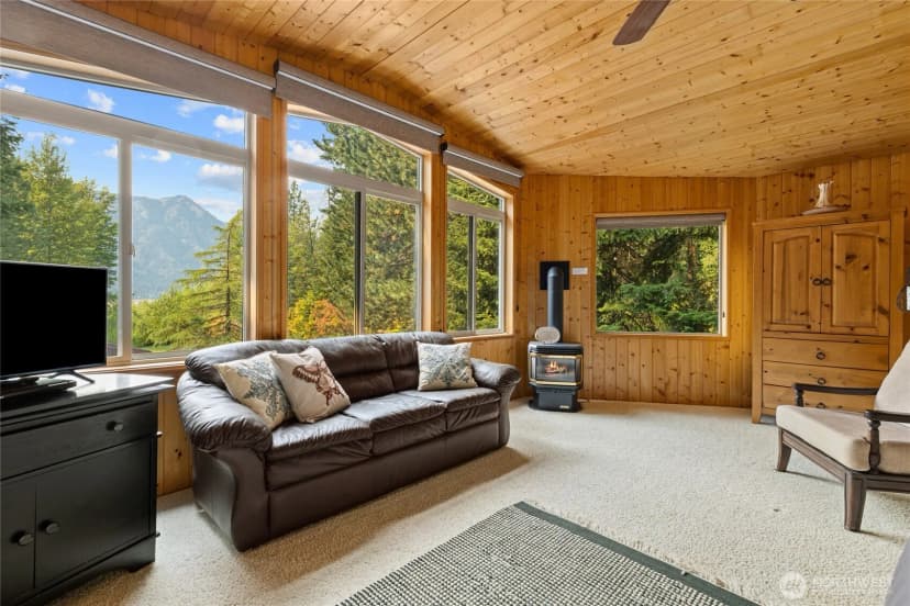 Property photo for 181 Beechwood Lane, Ronald photo 20