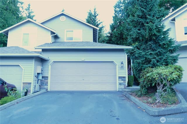 Property photo for 8707 1st Place Ne #b, Lake Stevens