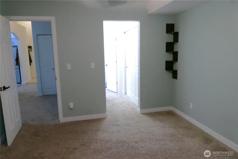 Property photo for 8707 1st Place Ne #b, Lake Stevens photo 9