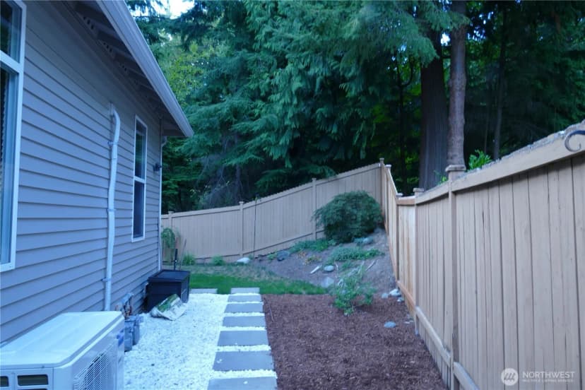 Property photo for 8707 1st Place Ne #b, Lake Stevens photo 22