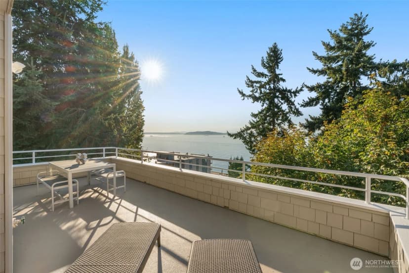 Property photo for 2134 Bonair Drive Sw, Seattle photo 25