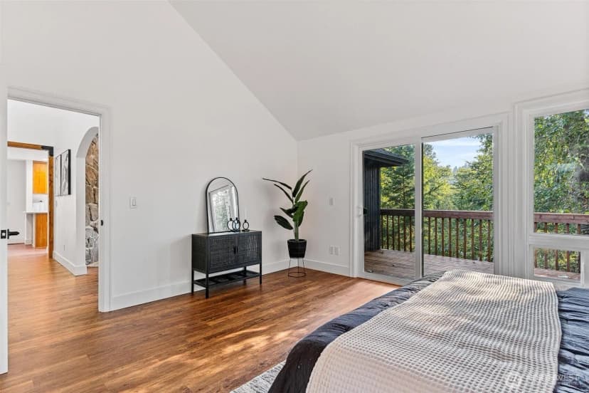 Property photo for 13206 Se 51st Place, Bellevue photo 18