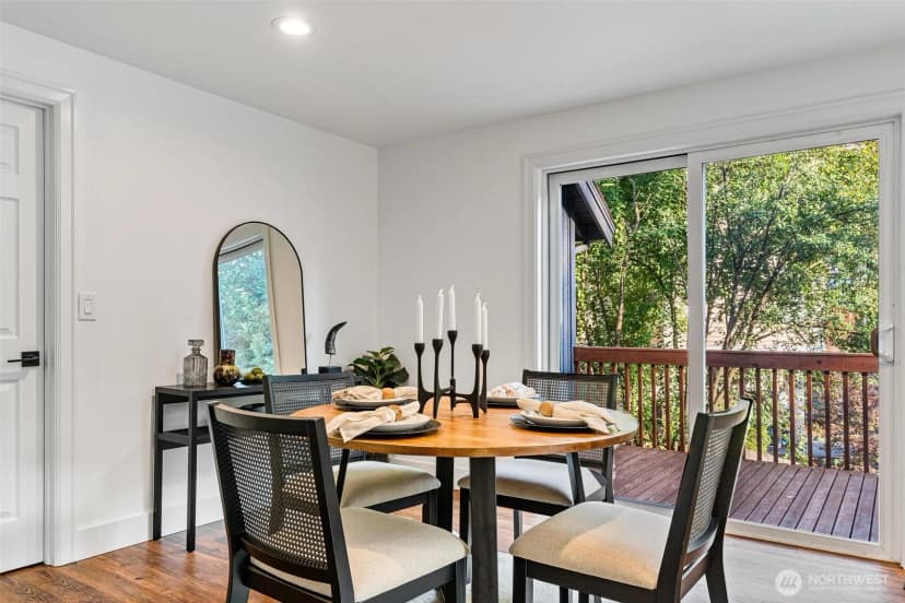 Property photo for 13206 Se 51st Place, Bellevue photo 12