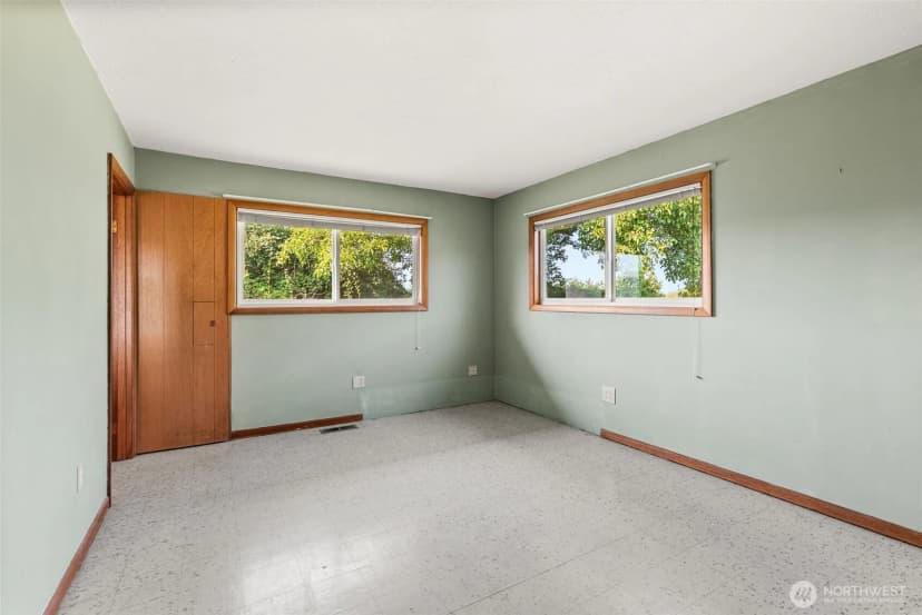Property photo for 302 Mossyrock Road W, Mossyrock photo 12