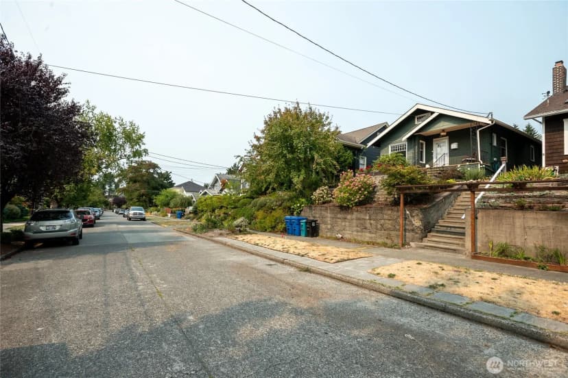 Property photo for 154 Ne 52nd Street, Seattle photo 25