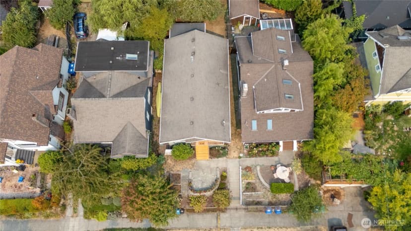 Property photo for 154 Ne 52nd Street, Seattle photo 20