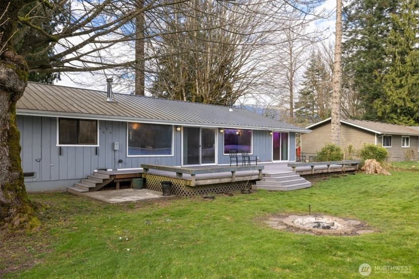 Property photo for 8789 Cedar Court, Sedro Woolley photo 12