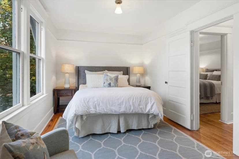 Property photo for 1621 N 39th Street, Seattle photo 13