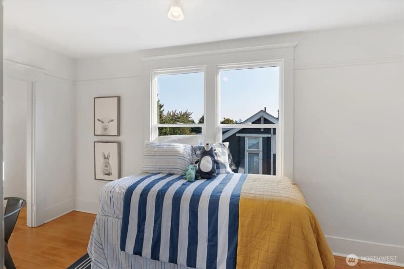 Property photo for 1621 N 39th Street, Seattle photo 16