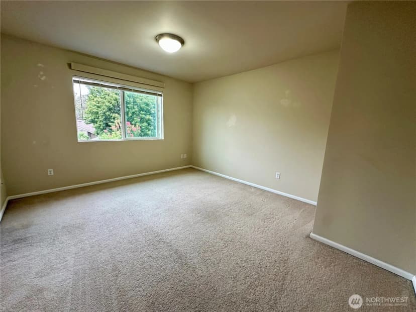 Property photo for 3530 Surrey Drive Ne, Olympia photo 13