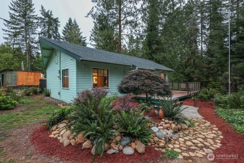 Property photo for 230 W Blueberry Lane, Elma photo 2