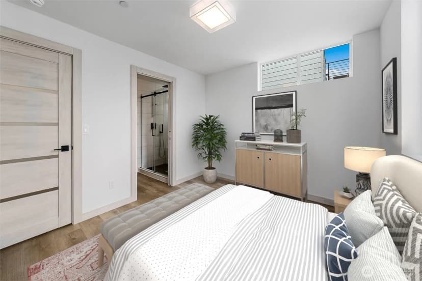 Property photo for 7558 43 Avenue S, Seattle photo 17