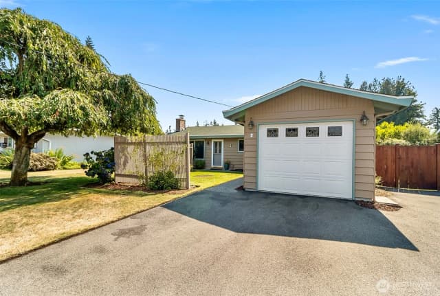 Property photo for 2104 201st Street Sw, Lynnwood