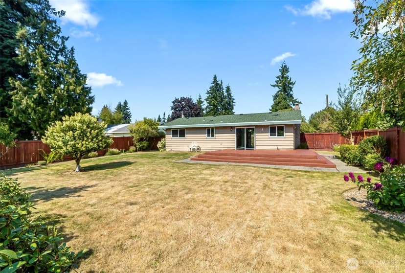 Property photo for 2104 201st Street Sw, Lynnwood photo 17