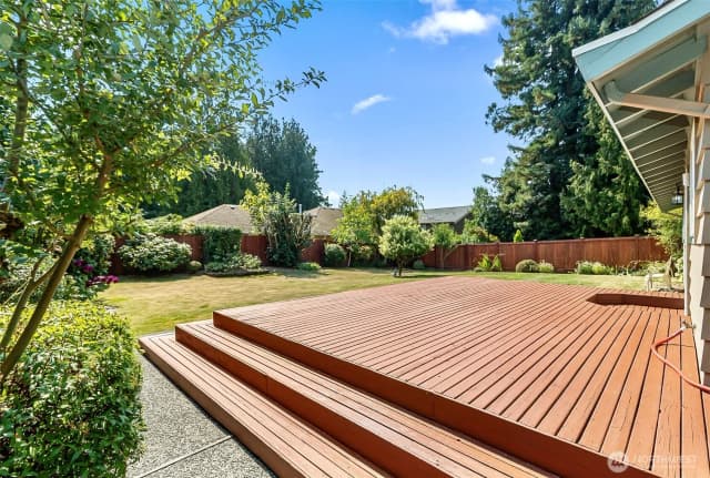 Property photo for 2104 201st Street Sw, Lynnwood photo 4