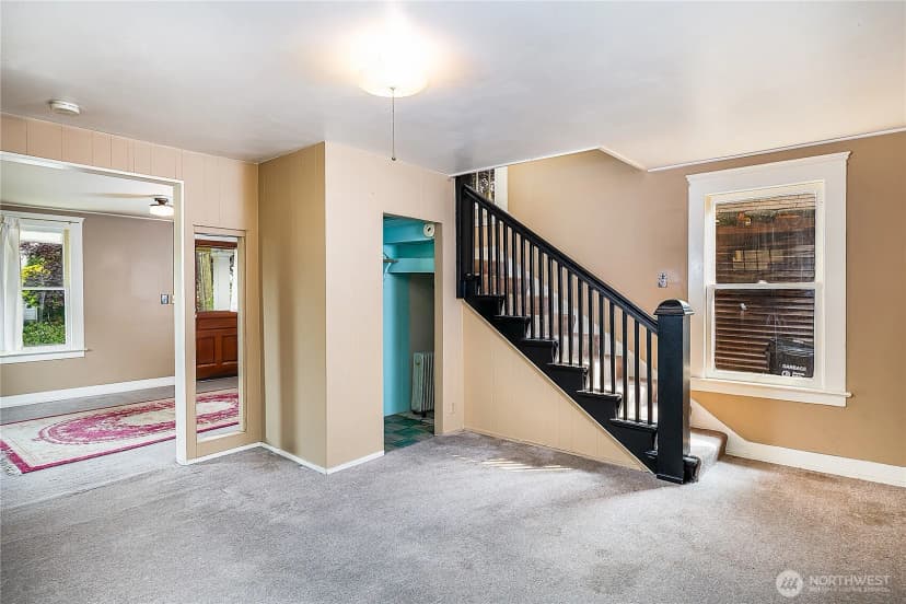 Property photo for 1409 N 39th Street, Seattle photo 6