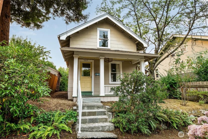 Property photo for 1409 N 39th Street, Seattle photo 22