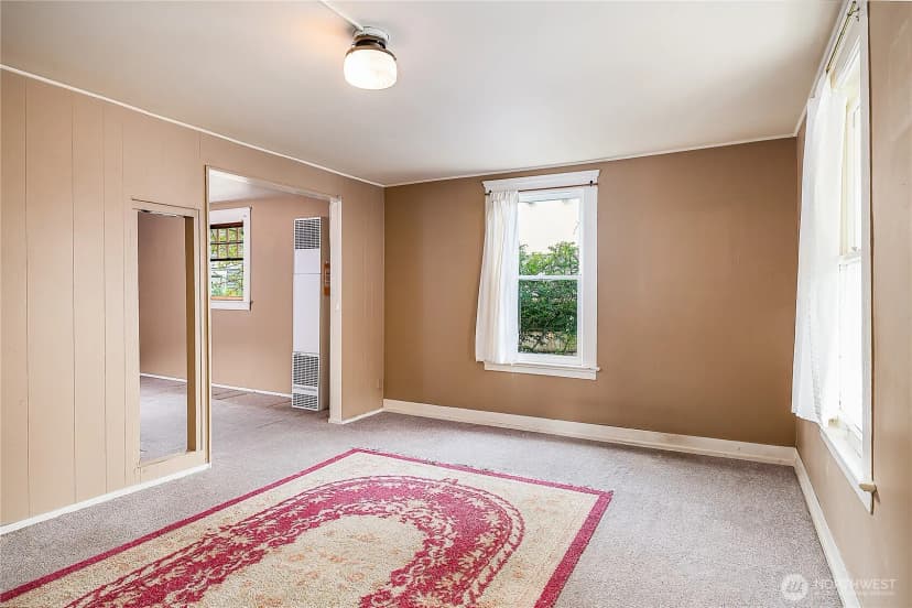 Property photo for 1409 N 39th Street, Seattle photo 3