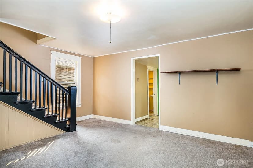 Property photo for 1409 N 39th Street, Seattle photo 5